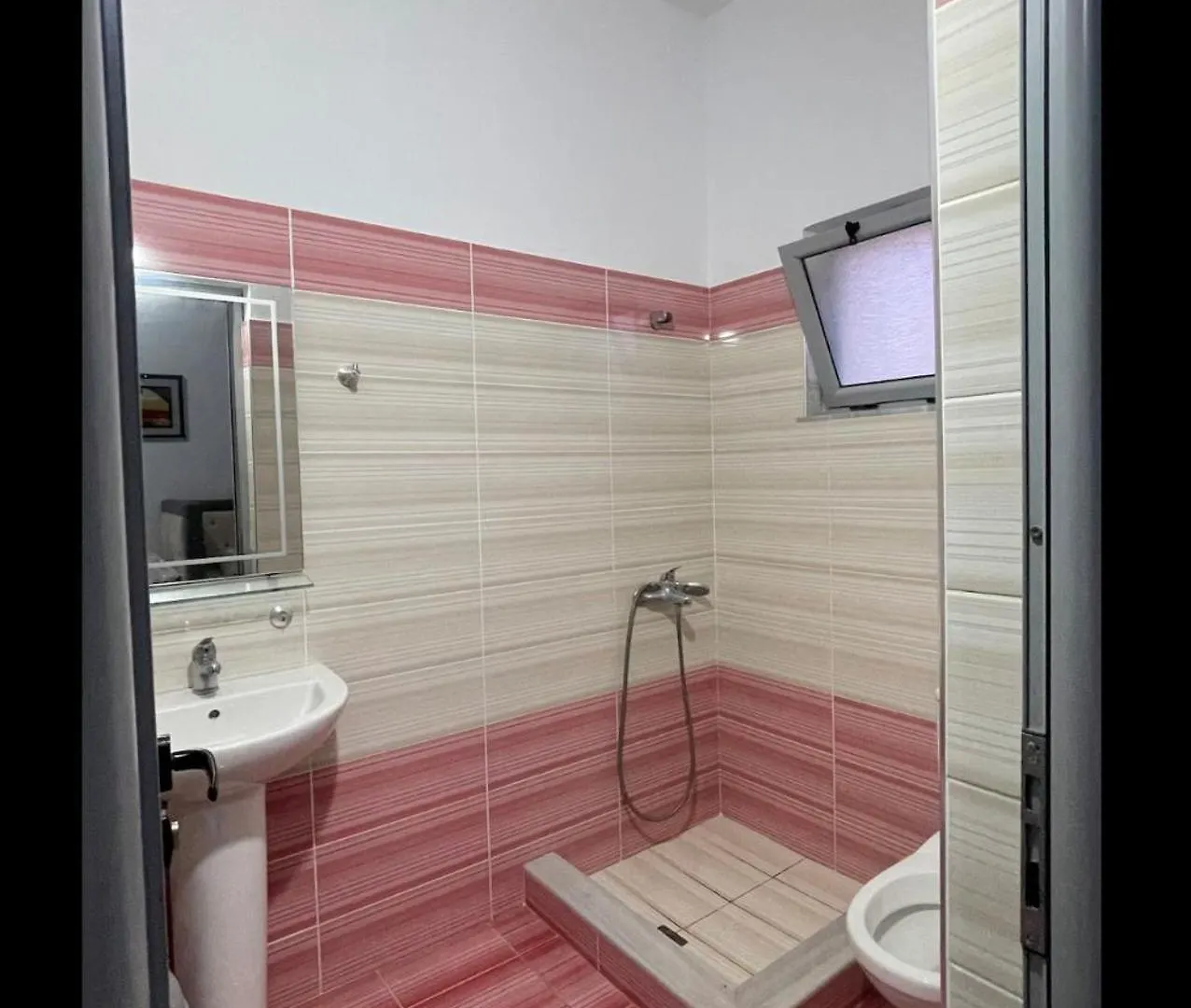 Guesthouse Ксамил Гостевой дом